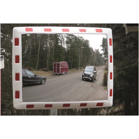 Trafikspegel av okrossbart PET 800x600mm
